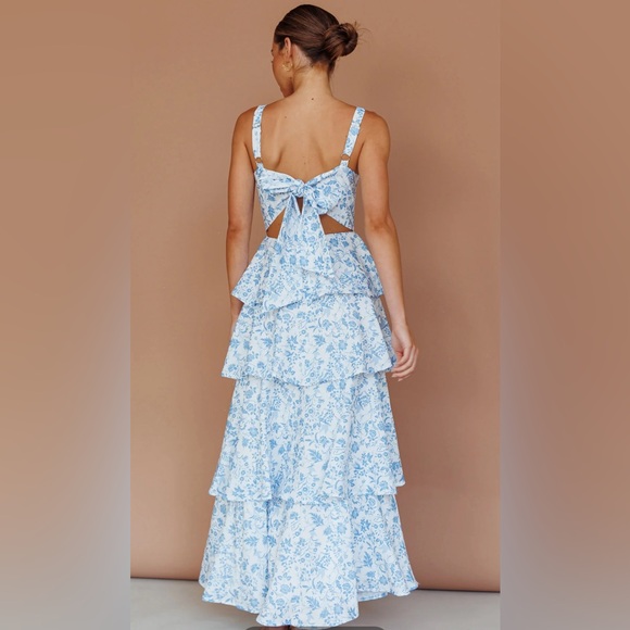 Selfie Leslie Provence Bloom Blue Floral Tiered Midi Dress S - Picture 3 of 8